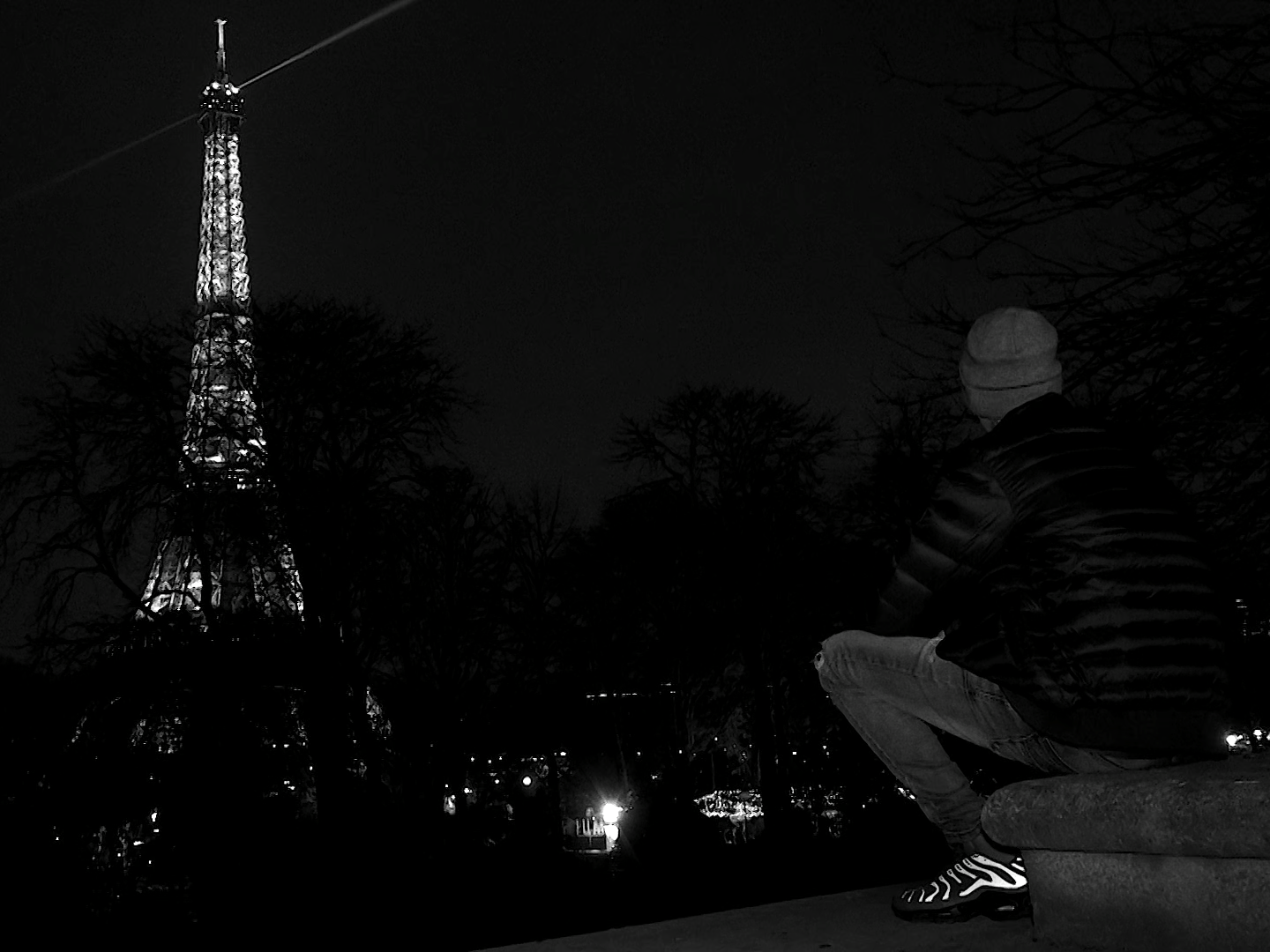 어두운 밤 - 센 강가의 아이들 poster